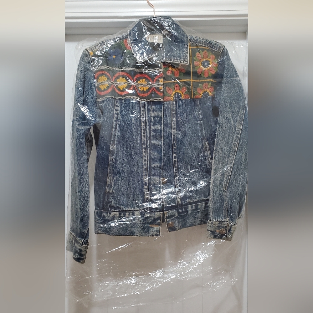 Vintage Boho Style Denim Jacket with Colorful Embroidery
